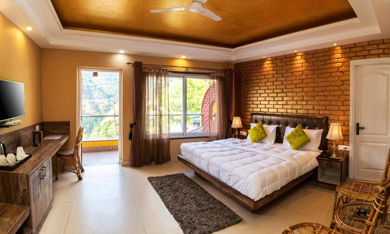 Nirvana Lodge And Lounge Mussoorie Εξωτερικό φωτογραφία