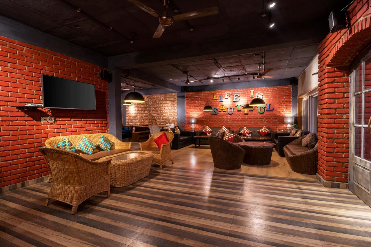 Nirvana Lodge And Lounge Mussoorie Εξωτερικό φωτογραφία
