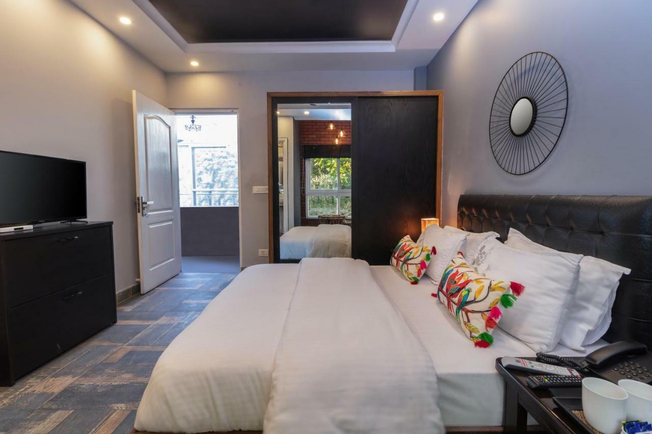 Nirvana Lodge And Lounge Mussoorie Εξωτερικό φωτογραφία