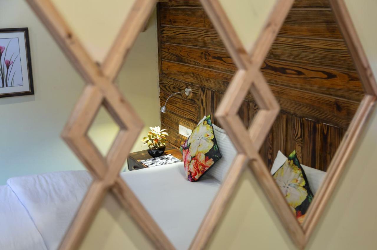 Nirvana Lodge And Lounge Mussoorie Εξωτερικό φωτογραφία