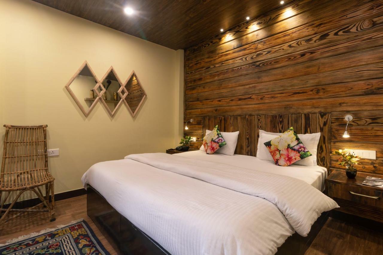 Nirvana Lodge And Lounge Mussoorie Εξωτερικό φωτογραφία