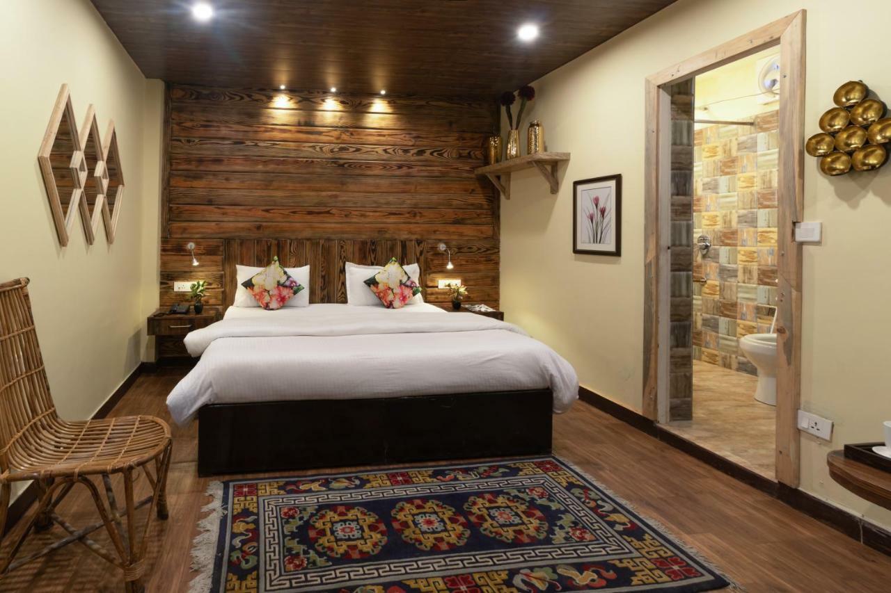 Nirvana Lodge And Lounge Mussoorie Εξωτερικό φωτογραφία